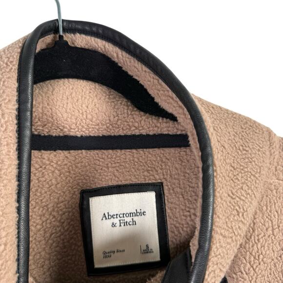 Abercrombie & Fitch Taupe Brown Sherpa Fleece Faux Leather Pullover Womens Small - Picture 3 of 7